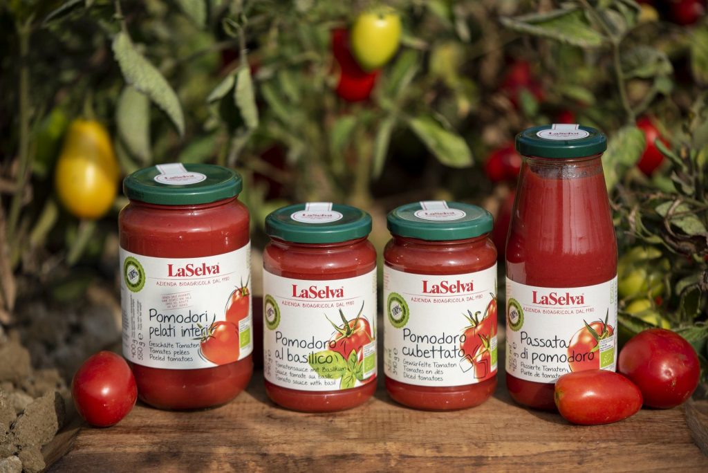"Radici e Stagioni" - Notizie dai nostri campi del mese di agosto 2025 2 Pomodori e prodotti